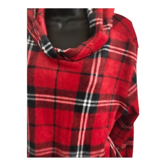 Red plaid 2piece velour hoodie and shorts set size small brand new - Picture 4 of 13
